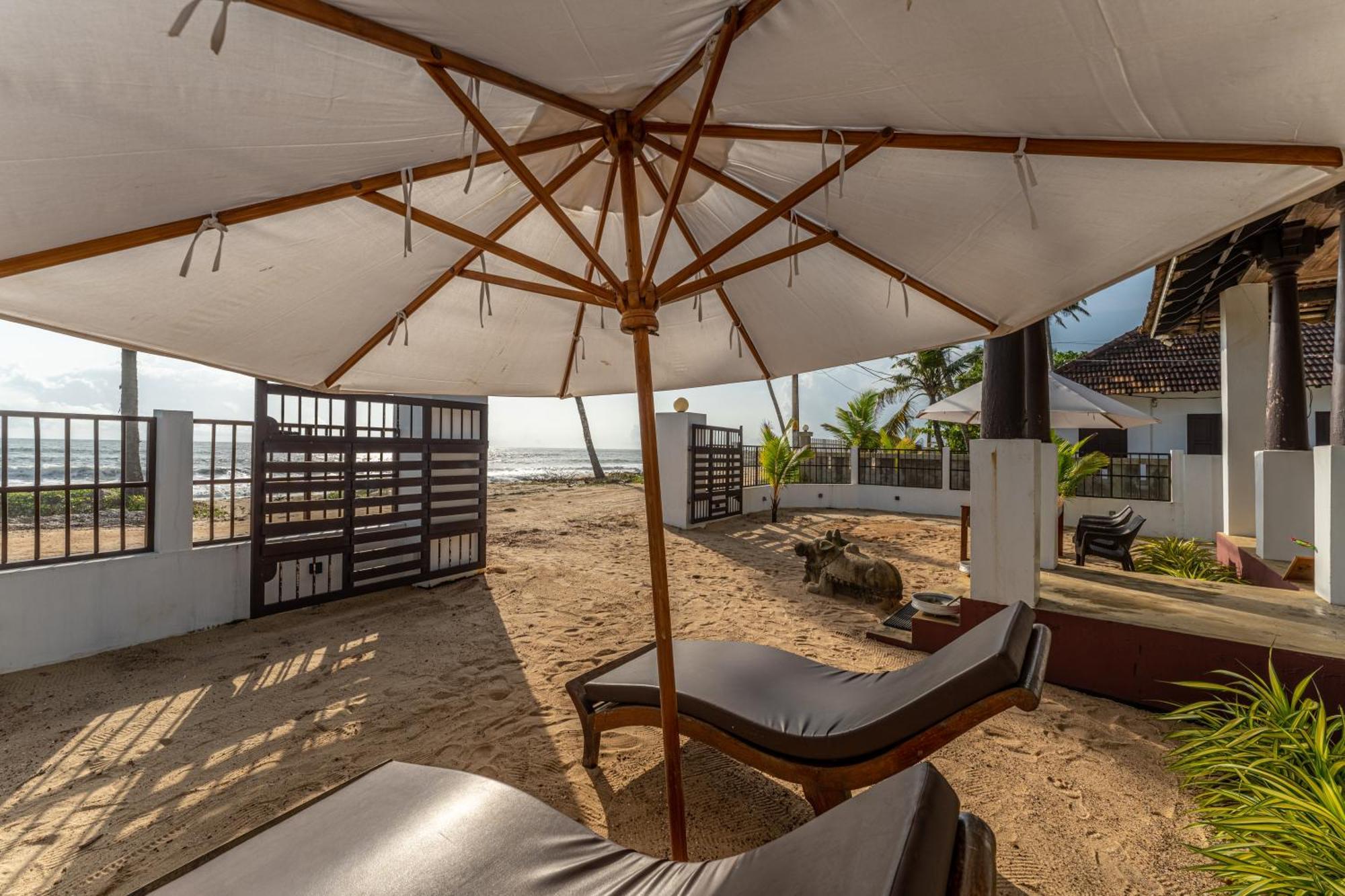 Villa Naina, Marari Beach Alappuzha ภายนอก รูปภาพ
